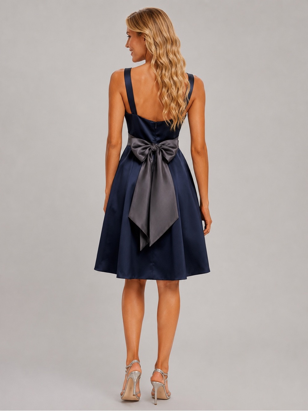 Vera Wang Maids Navy Bridesmaid Dress with Gray Bow and Jewel Detail Size 10 - Picture 3 of 14